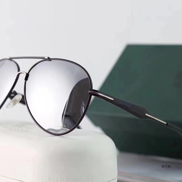 186 classic pilot sunglasses designer brand mens womens sun glasses eyewear metal grglass lenses brown, White;black
186 classic pilot sunglasses designer brand mens womens sun glasses eyewear metal grglass lenses brown, White;black