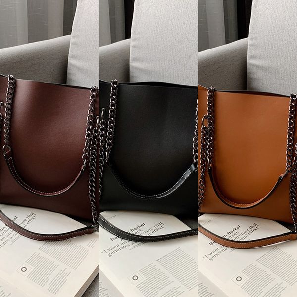 women's hand shoulder hand 2020 women's tote bag simple all-match large capacity portable shoulder bag
women's hand shoulder hand 2020 women's tote bag simple all-match large capacity portable shoulder bag