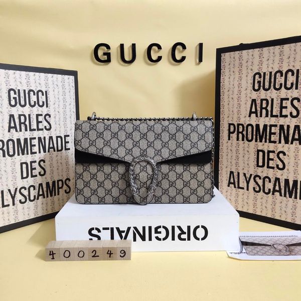 Fa hion love heart v wave pattern atchel de igner houlder bag chain handbag luxury cro body pur e lady tote bag 28 18 9cm 0001
Fa hion love heart v wave pattern atchel de igner houlder bag chain handbag luxury cro body pur e lady tote bag 28 18 9cm 0001