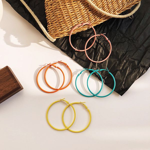 female korean personality simple metal paint circle earrings temperament fashion women girl jewelry accessories, Golden;silver
female korean personality simple metal paint circle earrings temperament fashion women girl jewelry accessories, Golden;silver