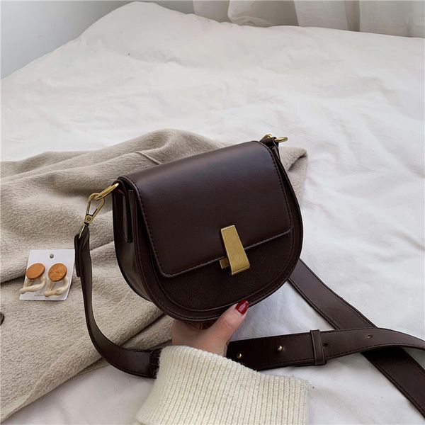 new 2020 women's designer handbags pu leather women totes ladies half moon shoulder bag fashion crossbody party bags
new 2020 women's designer handbags pu leather women totes ladies half moon shoulder bag fashion crossbody party bags