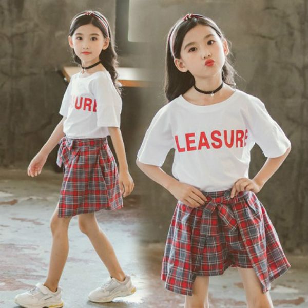 2020 girl designer clothing sets kids summer brand letter print t-shirts + plaid skirts two pieces girls luxury new breathable clothing sets, White
2020 girl designer clothing sets kids summer brand letter print t-shirts + plaid skirts two pieces girls luxury new breathable clothing sets, White