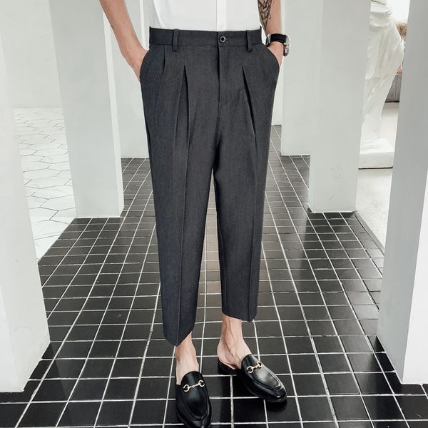 2019 spring new original england nine points wide leg straight loose men's casual thin section double pleats business trousers, White;black
2019 spring new original england nine points wide leg straight loose men's casual thin section double pleats business trousers, White;black