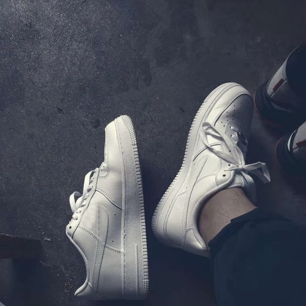 selling 94 sup forces air fl men's women's high cut skateboarding sports shoes couple red black red air skate sneaker size eur36-4
selling 94 sup forces air fl men's women's high cut skateboarding sports shoes couple red black red air skate sneaker size eur36-4