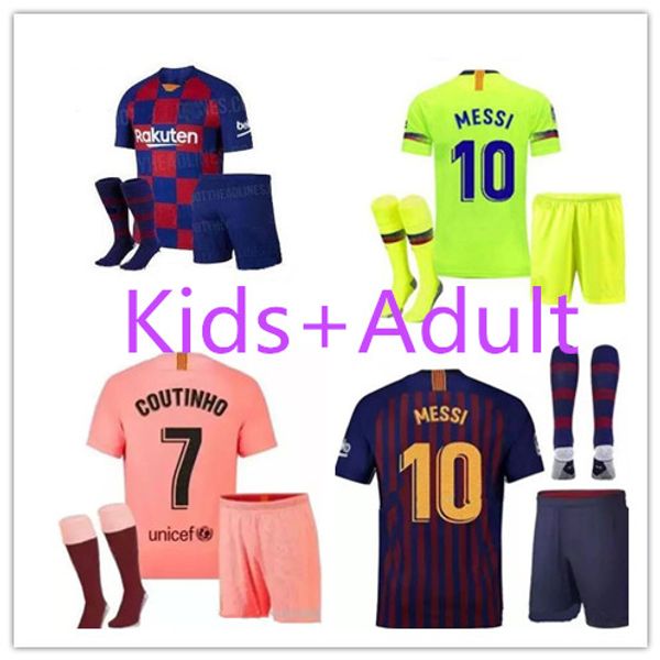2019 2020 barcelona occer jer ey and kid me i uarez coutinho occer jer ey 19 20 home away 3rd dembele football hirt kit 
2019 2020 barcelona occer jer ey and kid me i uarez coutinho occer jer ey 19 20 home away 3rd dembele football hirt kit