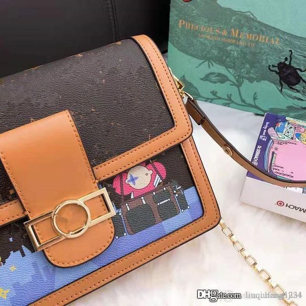 the new joker tide small bag genuine leather handbag shoulder bucket bags woman oblique cross chain lady graffiti a designer shoulder bag
the new joker tide small bag genuine leather handbag shoulder bucket bags woman oblique cross chain lady graffiti a designer shoulder bag