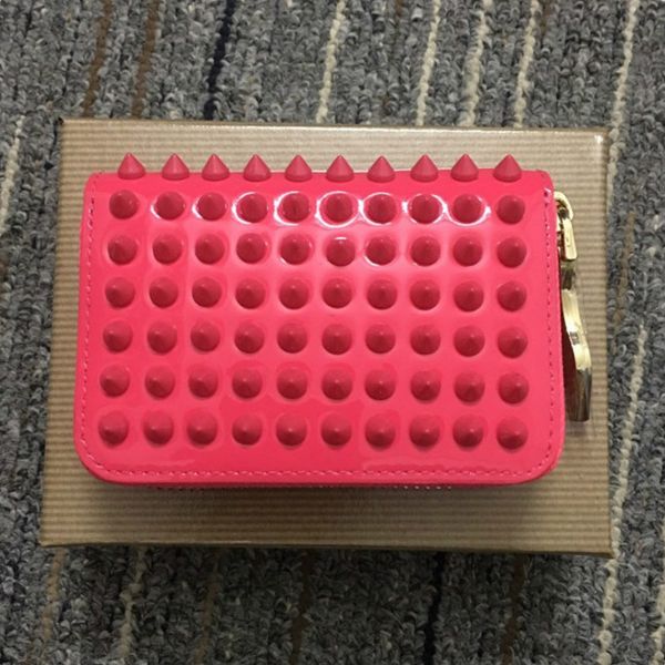 the fashion leather men's and women's wallets classic daily zipper short rivet zipper red shoes wallet trend leisure business, Red;black
the fashion leather men's and women's wallets classic daily zipper short rivet zipper red shoes wallet trend leisure business, Red;black