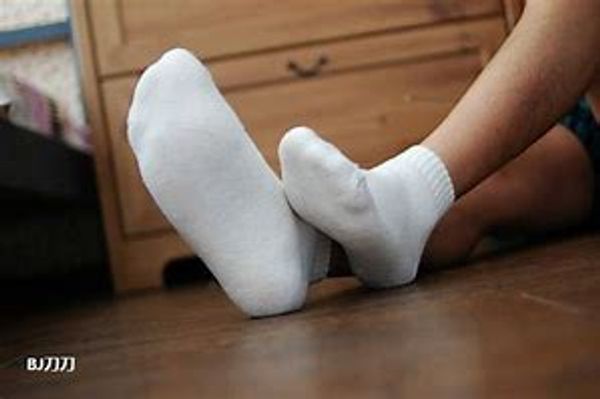 men's socks, odor proof, sweat proof, young people, letter pattern socks. the fiftieth category.low, Black 
men's socks, odor proof, sweat proof, young people, letter pattern socks. the fiftieth category.low, Black