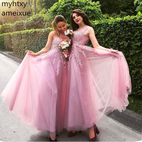 2019 new vestidos de baile a-line prom dresses illusion bodice scoop neck pink tulle elegant long appliques gowns plus size prom, White;black
2019 new vestidos de baile a-line prom dresses illusion bodice scoop neck pink tulle elegant long appliques gowns plus size prom, White;black