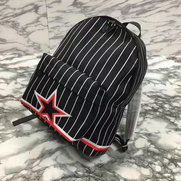 world tour female designer luxury lady luxury canvas backpack fashion popular high-end student bag travel bag
world tour female designer luxury lady luxury canvas backpack fashion popular high-end student bag travel bag