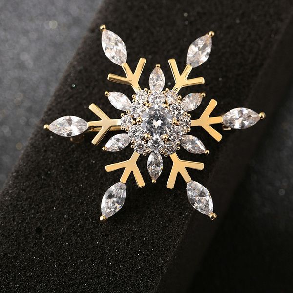 fashion women christmas brooches lady snowflake rhinestones crystal wedding brooch pin jewelry accessorise for gift, Gray
fashion women christmas brooches lady snowflake rhinestones crystal wedding brooch pin jewelry accessorise for gift, Gray