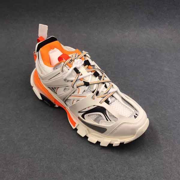 designer shoes very fashion trend sneakers genuine leather casual shoes man and woman jogging shoes size 35-40, Black
designer shoes very fashion trend sneakers genuine leather casual shoes man and woman jogging shoes size 35-40, Black