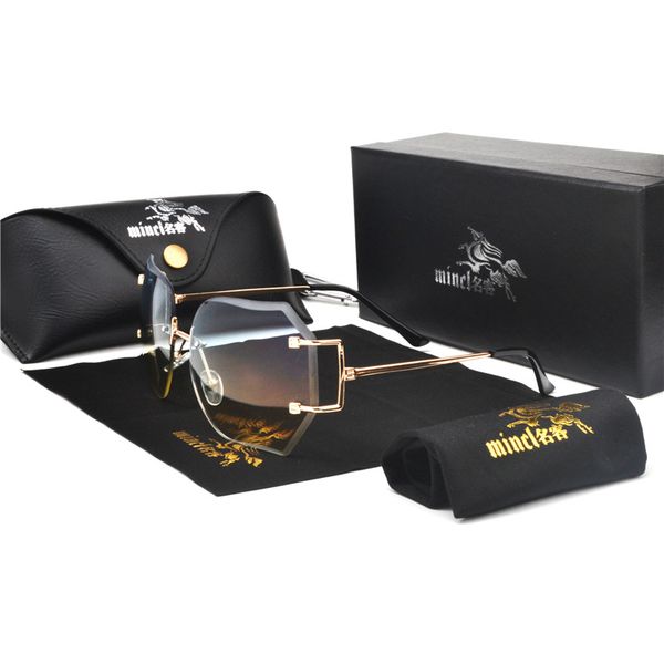 2019 sell sunglasses women brand designer summer square clear lens shades sun glasses eyewear gradient metal sunglass fml, White;black
2019 sell sunglasses women brand designer summer square clear lens shades sun glasses eyewear gradient metal sunglass fml, White;black