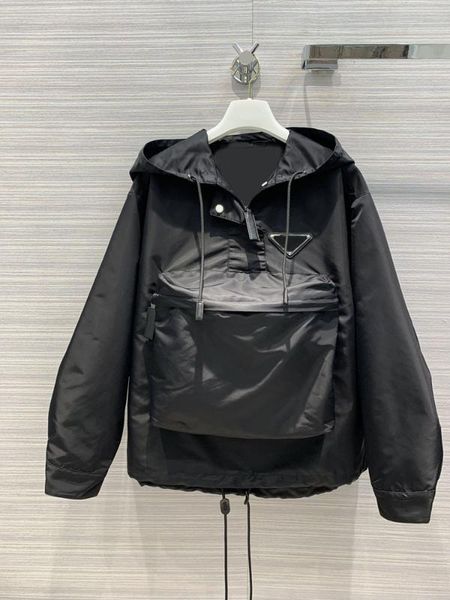 2020 luxury italian design black nylon hooded waterproof big front pocket raincoat windbraker, Tan;black
2020 luxury italian design black nylon hooded waterproof big front pocket raincoat windbraker, Tan;black