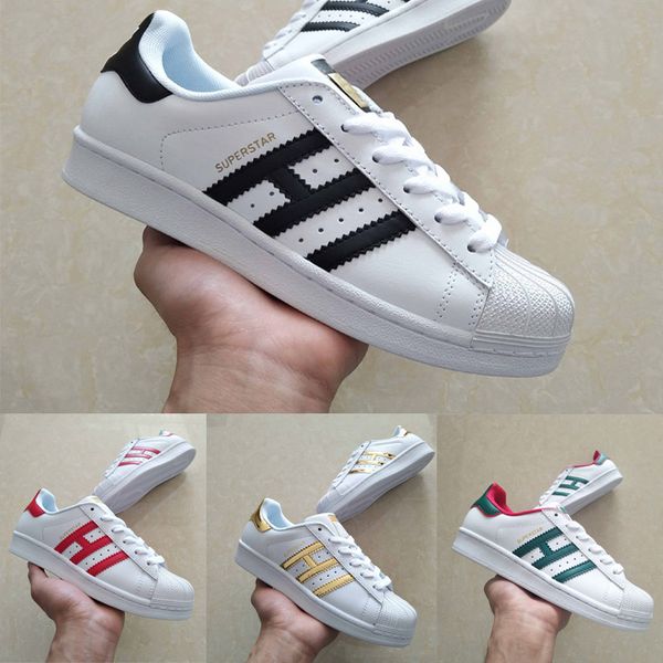 2019 ale fashion luxury designer men women classical popular casual shoes low cut men super star black white pride brand shoes size36-44
2019 ale fashion luxury designer men women classical popular casual shoes low cut men super star black white pride brand shoes size36-44