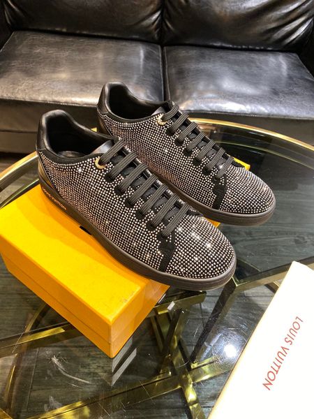 new style luxury high-end men's casual sports shoes fashion design brand platform men's shoes crystal embellishment ndtp, Black
new style luxury high-end men's casual sports shoes fashion design brand platform men's shoes crystal embellishment ndtp, Black