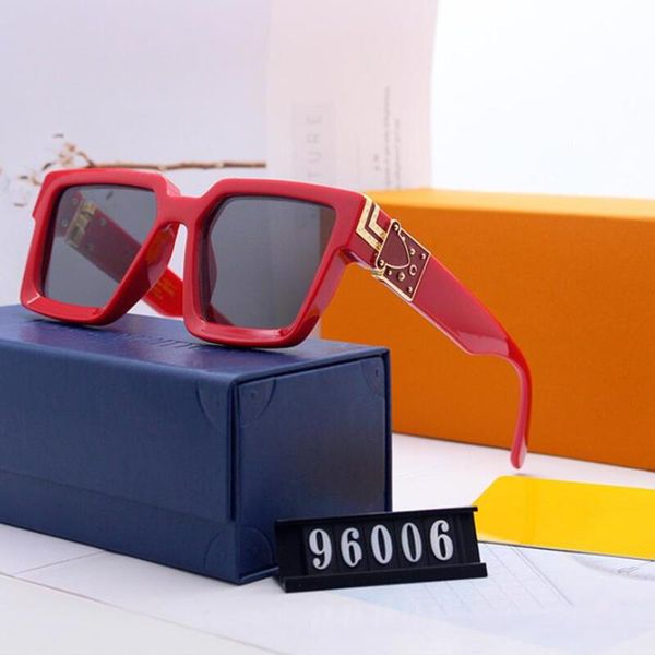 2020 new fashion noble womens designer sunglasses crystal lens high-end decorative big glasses uv400 eyewear, White;black
2020 new fashion noble womens designer sunglasses crystal lens high-end decorative big glasses uv400 eyewear, White;black