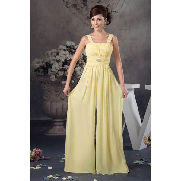 2019 new arrival gorgeous light yellow mother's pants wear spaghetti chiffon mother of the bride suits, Black;red
2019 new arrival gorgeous light yellow mother's pants wear spaghetti chiffon mother of the bride suits, Black;red