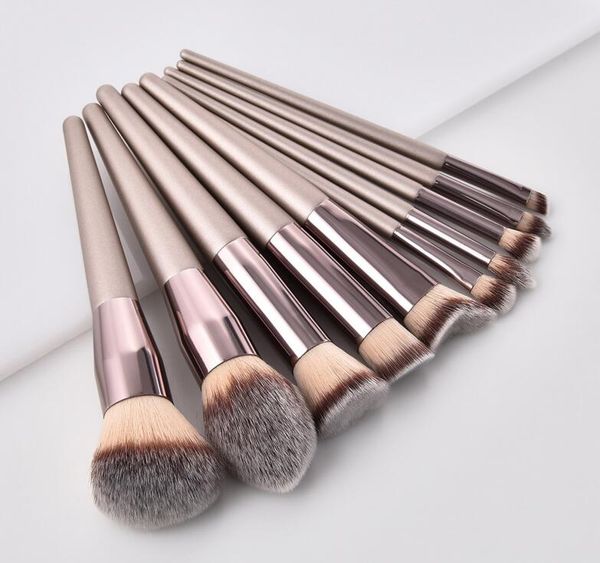 10pcs makeup brushes set beauty tools brush champagne gold loose powder eye shadow brush set
10pcs makeup brushes set beauty tools brush champagne gold loose powder eye shadow brush set