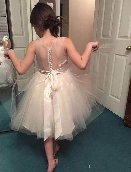 tank flower girl dresses for wedding sheer neck appliques girls pageant dress with removable sash child birthday party gowns, White;red
tank flower girl dresses for wedding sheer neck appliques girls pageant dress with removable sash child birthday party gowns, White;red