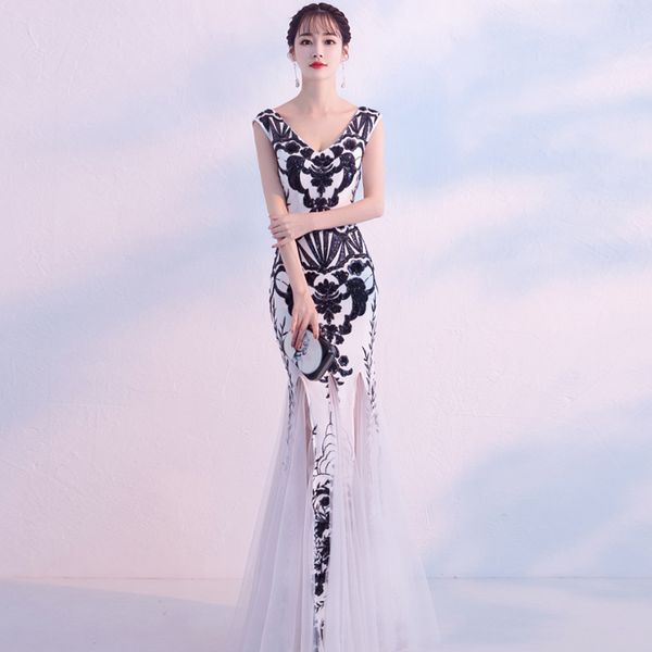 v-neck mermaid chinese sequins oriental party female cheongsam stage show qipao elegant celebrity banquet dresses, Red
v-neck mermaid chinese sequins oriental party female cheongsam stage show qipao elegant celebrity banquet dresses, Red