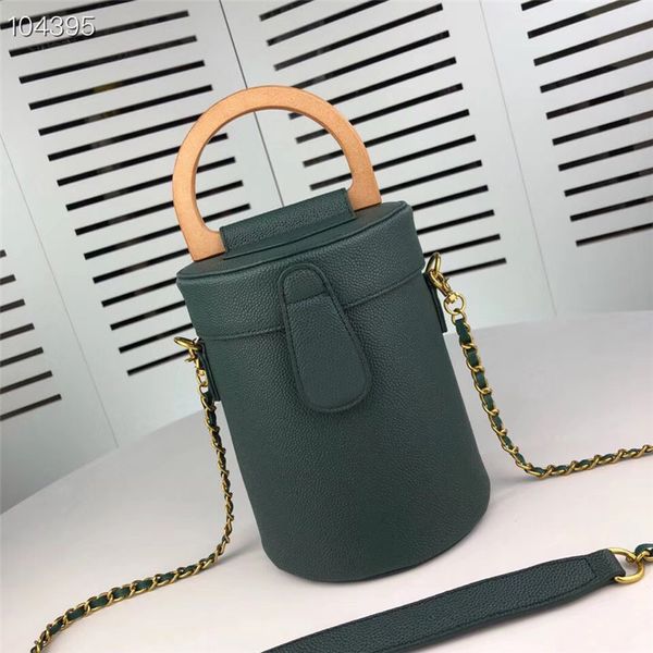 2019 women designer handbags crossbody messenger shoulder bags genuine cowhide leather purses ladies luxury handbags hot sale bucket bag
2019 women designer handbags crossbody messenger shoulder bags genuine cowhide leather purses ladies luxury handbags hot sale bucket bag