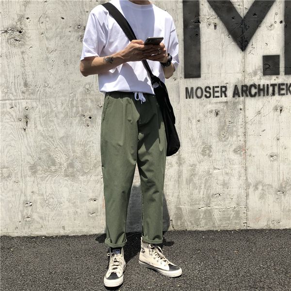 2020 spring and autumn new korean version ins solid color nine points loose loose trousers fashion casual wild straight pants, White;black
2020 spring and autumn new korean version ins solid color nine points loose loose trousers fashion casual wild straight pants, White;black