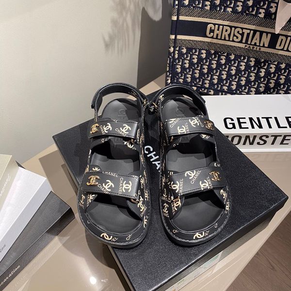 2020 luxury magic stick white black cowskin real leather platform designer sandals women fashion shoes size 35 to 41
2020 luxury magic stick white black cowskin real leather platform designer sandals women fashion shoes size 35 to 41