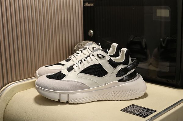 new fashion sports shoes. casual sports shoes.casual shoes for men and women.luxury quality.it's breathable.size: 35 - 45, Black
new fashion sports shoes. casual sports shoes.casual shoes for men and women.luxury quality.it's breathable.size: 35 - 45, Black