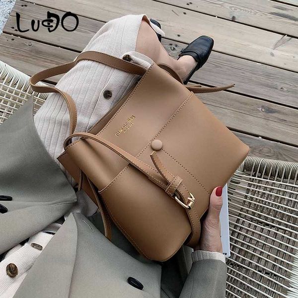 lucdo casaul buckets bag for women shoulder bags soft crossbody leather large capacity totes ladies big purses
lucdo casaul buckets bag for women shoulder bags soft crossbody leather large capacity totes ladies big purses
