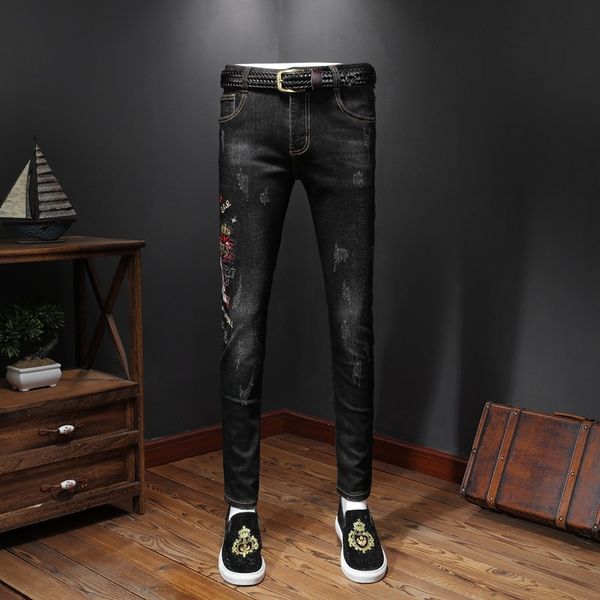 2019 new designer jeans men old worn tight leggings luxury clothes slim locomotive moto biker hip hop ripped skinny men's jeans a238, Blue
2019 new designer jeans men old worn tight leggings luxury clothes slim locomotive moto biker hip hop ripped skinny men's jeans a238, Blue