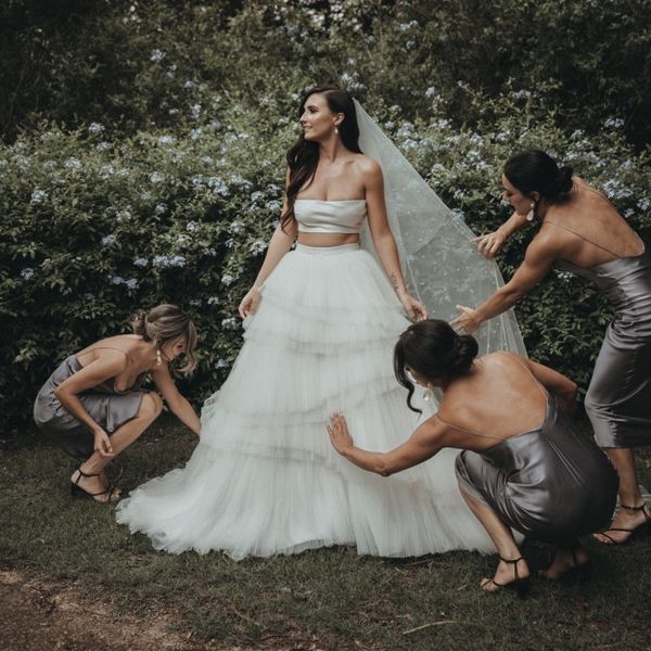vestido de noiva princesa нетрадиционное белое атласное и тюлевое свадебное платье из двух частей a-line со слоями юбки пользовательские сва, White
vestido de noiva princesa нетрадиционное белое атласное и тюлевое свадебное платье из двух частей a-line со слоями юбки пользовательские сва, White