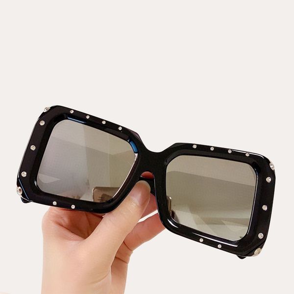 vintage sunglasses square oculos de shape luxury big frame sun glasses shade uv400 sol oversized female diamond women crystal kscde, Slivery;brown
vintage sunglasses square oculos de shape luxury big frame sun glasses shade uv400 sol oversized female diamond women crystal kscde, Slivery;brown