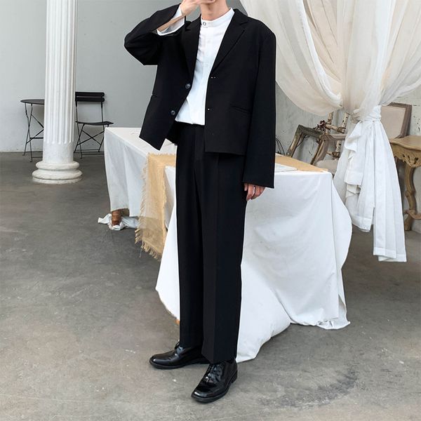 men 2pcs suits sets japan style casual short suit jacket pant male streetwear fashion show blazer coat outerwear trouser, White;black
men 2pcs suits sets japan style casual short suit jacket pant male streetwear fashion show blazer coat outerwear trouser, White;black
