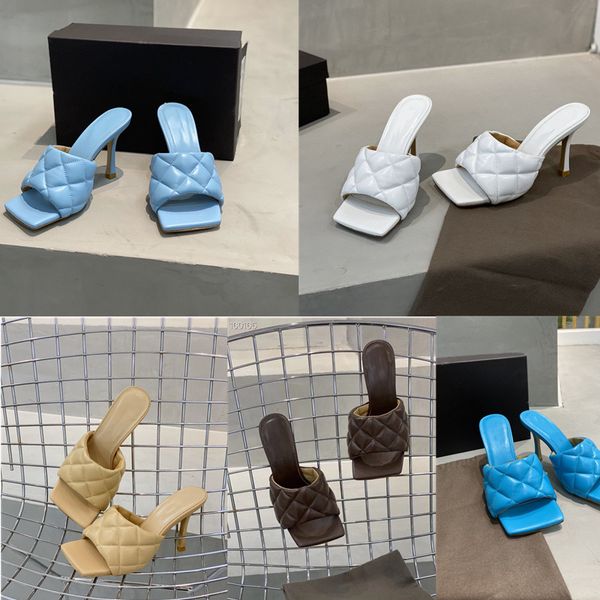 роскошные свадебные высокие каблуки мягкие сандалии в nappa dream designer женские тапочки квадратный носок сандалии натуральная кожа женщин, Black
роскошные свадебные высокие каблуки мягкие сандалии в nappa dream designer женские тапочки квадратный носок сандалии натуральная кожа женщин, Black