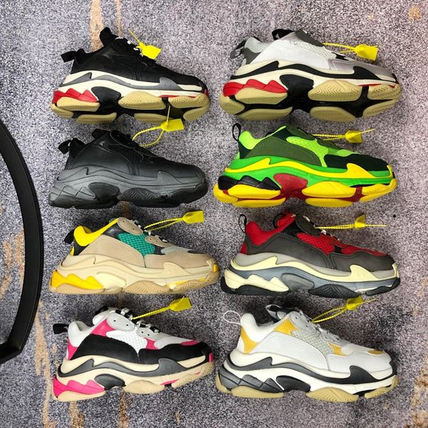 Classic Fashion Triple S Track Sneakers Mens Oversize Trainers Luxury Brand Women Climbing Sneaker Designer Lovers Outdoor Shoes with Box
Classic Fashion Triple S Track Sneakers Mens Oversize Trainers Luxury Brand Women Climbing Sneaker Designer Lovers Outdoor Shoes with Box