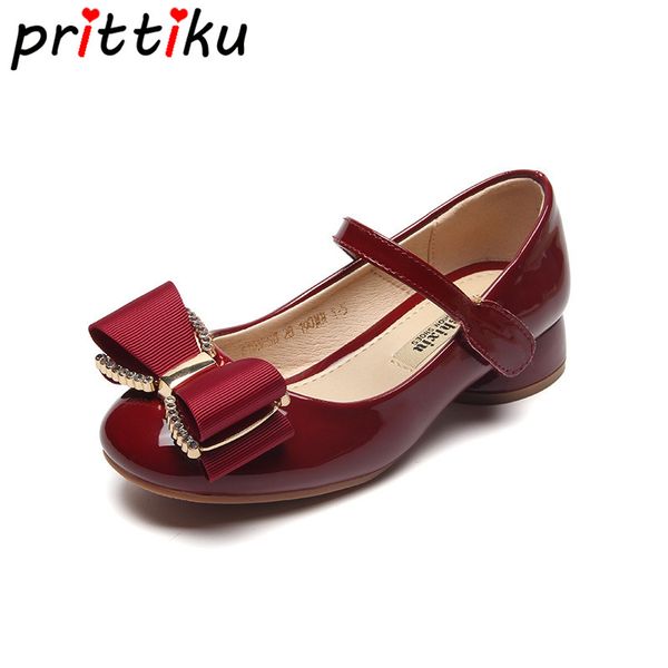2018 toddler girls bowknot flats little kids patent leather fashion school mary jane big children low heel brand pink red shoes, Black;grey
2018 toddler girls bowknot flats little kids patent leather fashion school mary jane big children low heel brand pink red shoes, Black;grey