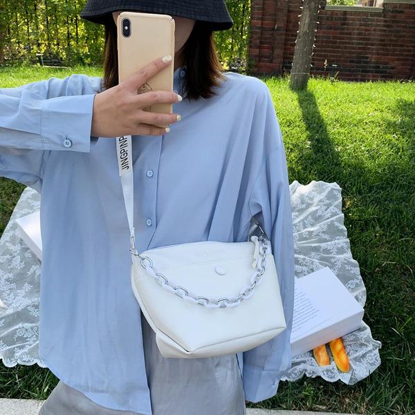 chic fashion shoulder bag women classic texture creative design pu leather simple travel chain daily messenger pouch
chic fashion shoulder bag women classic texture creative design pu leather simple travel chain daily messenger pouch