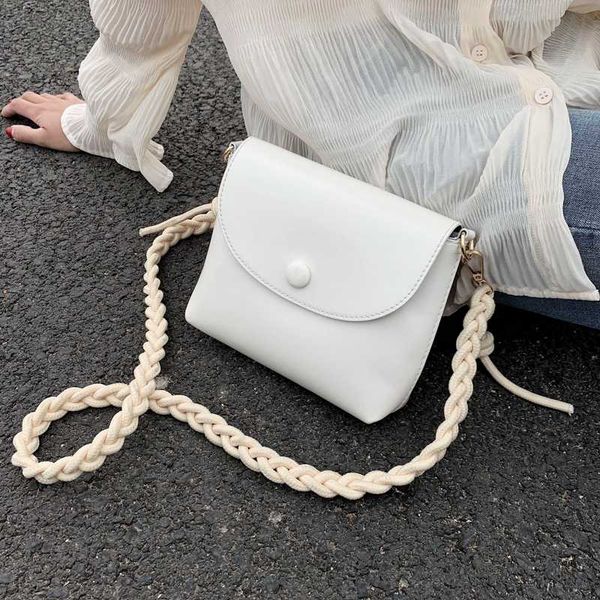 plaited strap shoulder bags for women 2020 pu leather lady crossbody handbags female travel fashion cross body bag
plaited strap shoulder bags for women 2020 pu leather lady crossbody handbags female travel fashion cross body bag