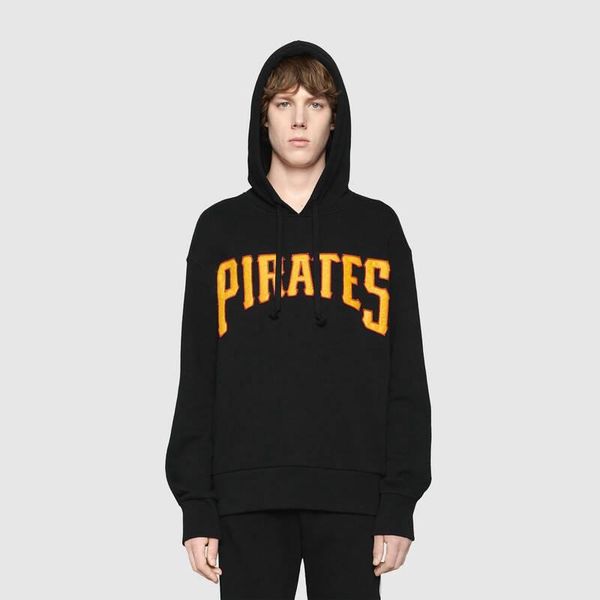 19ss new italy designers fashion mens sweatshirt with pirates patch men hoodies women sweatshirts streetwear jacket k310, Black
19ss new italy designers fashion mens sweatshirt with pirates patch men hoodies women sweatshirts streetwear jacket k310, Black