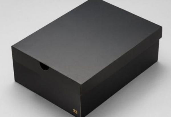 shoe box for running shoes basketball boot casual shoes and other types of sneakers in online store, White;pink
shoe box for running shoes basketball boot casual shoes and other types of sneakers in online store, White;pink