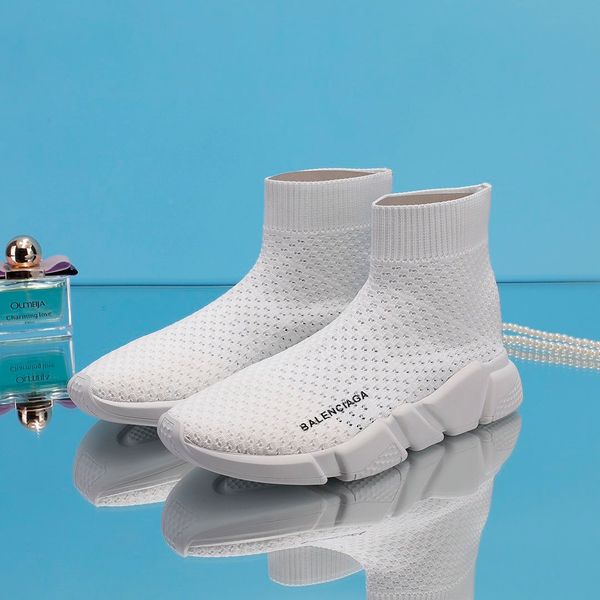 2020 new aw luxury designer couple stretch socks sneakers couple socks casual shoes high quality
2020 new aw luxury designer couple stretch socks sneakers couple socks casual shoes high quality
