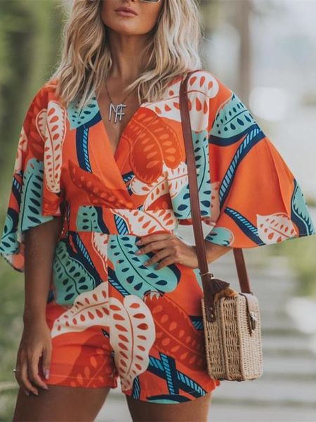2019 summer women elegant vacation leisure casual playsuit female stylish jumpsuit bell sleeve botanical print romper, Black;white
2019 summer women elegant vacation leisure casual playsuit female stylish jumpsuit bell sleeve botanical print romper, Black;white