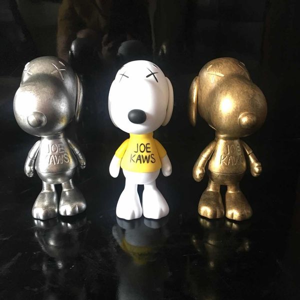 

Kaws Snoopy куклы ручной модели игрушки Оригинальной коробка KAWS фигурка подарок модель украшение игрушка