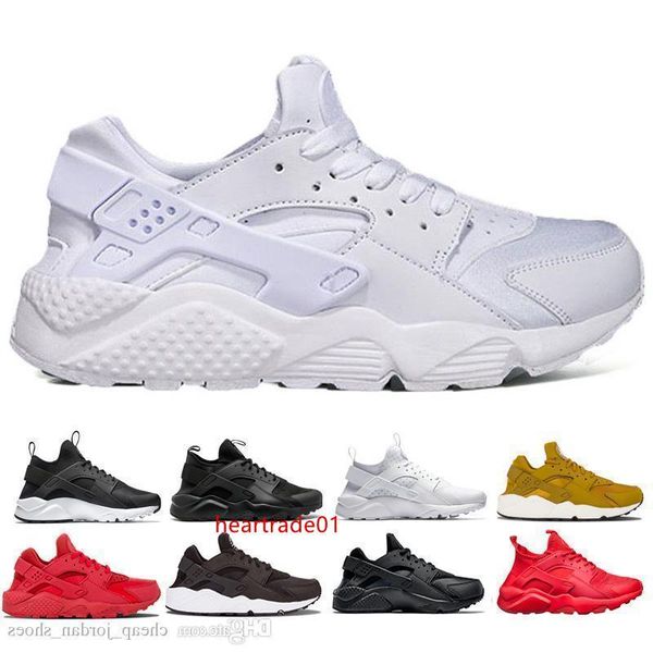 box with huarache 1.0 4.0 running shoes men womens triple white black red sneakers zapatillas sports huaraches shoes mens trainers eur 36-45
box with huarache 1.0 4.0 running shoes men womens triple white black red sneakers zapatillas sports huaraches shoes mens trainers eur 36-45