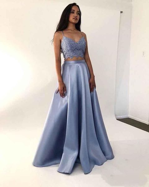 spaghetti straps lace crop prom dresses long blue satin party gowns two pieces design women evening dress, Black;red
spaghetti straps lace crop prom dresses long blue satin party gowns two pieces design women evening dress, Black;red