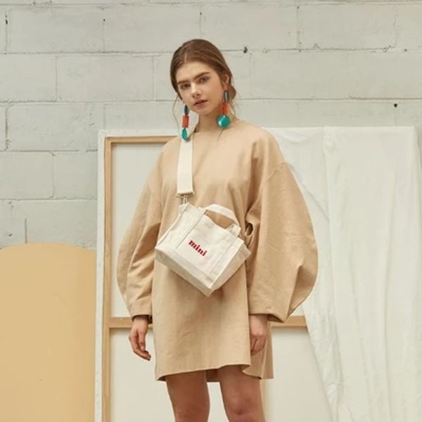 2020 letter embroidery bag canvas white tote bags casual women shoulder bags handbag female triangle bag big
2020 letter embroidery bag canvas white tote bags casual women shoulder bags handbag female triangle bag big