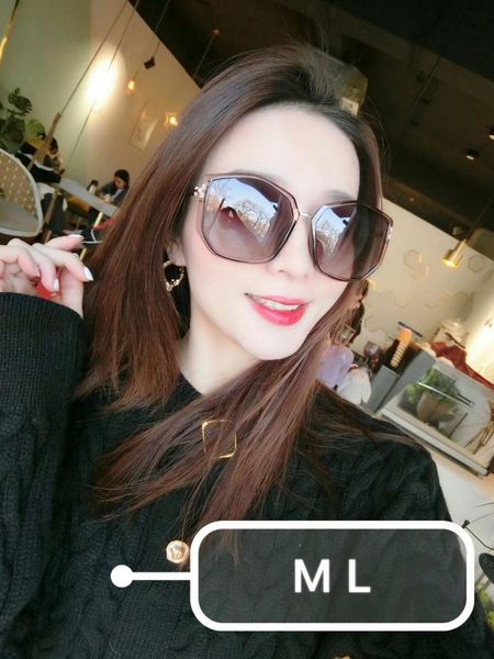fashion sunglasses cases designer box luxury sunglasses brand sunglass boxes polarized test card glasses cloth set, White;black
fashion sunglasses cases designer box luxury sunglasses brand sunglass boxes polarized test card glasses cloth set, White;black