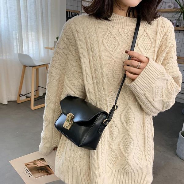 new fashion retro female crossbody shoulder bag pu leather solid color women shoulder messenger small square handbags
new fashion retro female crossbody shoulder bag pu leather solid color women shoulder messenger small square handbags