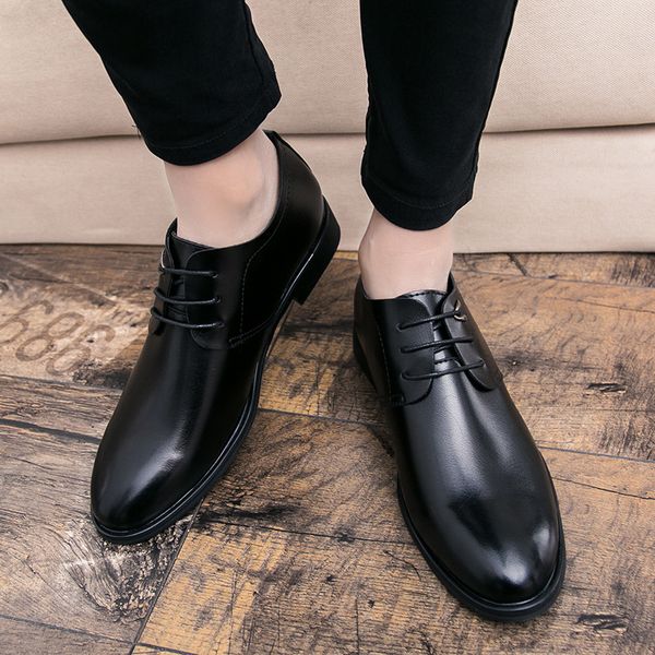 men black leather shoes autumn winter men formal dress shoes men formal oxfords classic business gentleman
men black leather shoes autumn winter men formal dress shoes men formal oxfords classic business gentleman